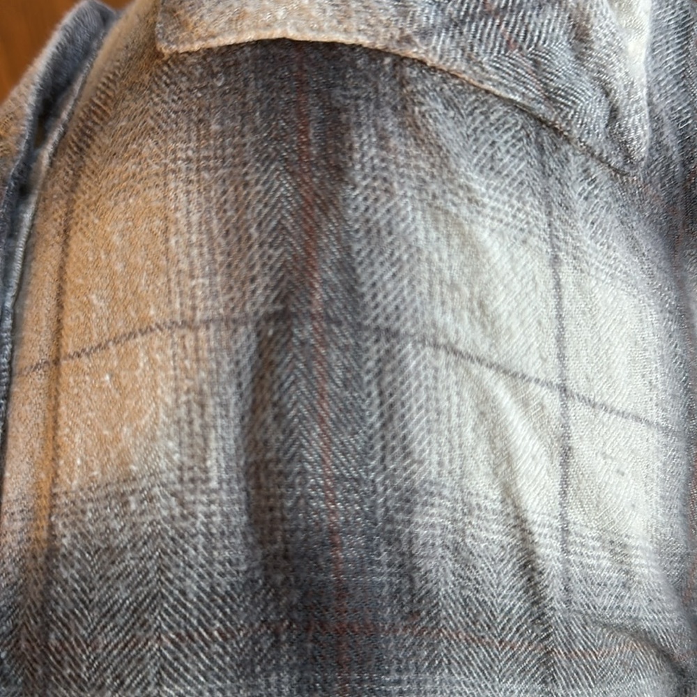 Rails plaid button down shirt size Large - Picture 5 of 5